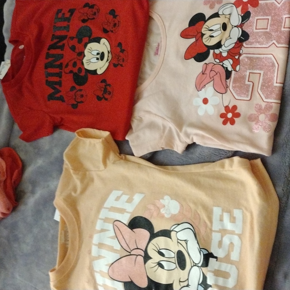 Kids Minnie mouse short sleeve shirts size 4 Nwt